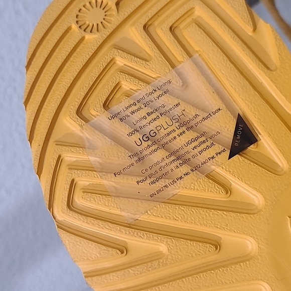 NWOT UGG Neumel ll amber boot gold mustard color size 5 & 6 - Picture 9 of 9